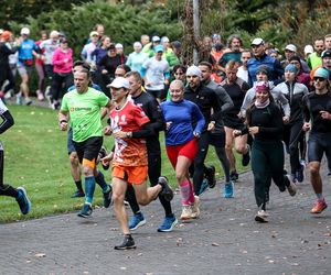 Sobotni parkrun w Katowicach przyciągnął tłumy. W tym biegu nigdy nie będziesz ostatni! GALERIA