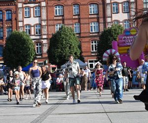 Rudzko Potańcówka - jako bywało, czyli taneczne rytmy na rynku w Rudzie Śląskiej