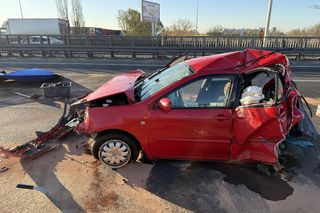 Tragiczny wypadek na S8 w Warszawie. Jedna osoba nie żyje, duże utrudnienia!