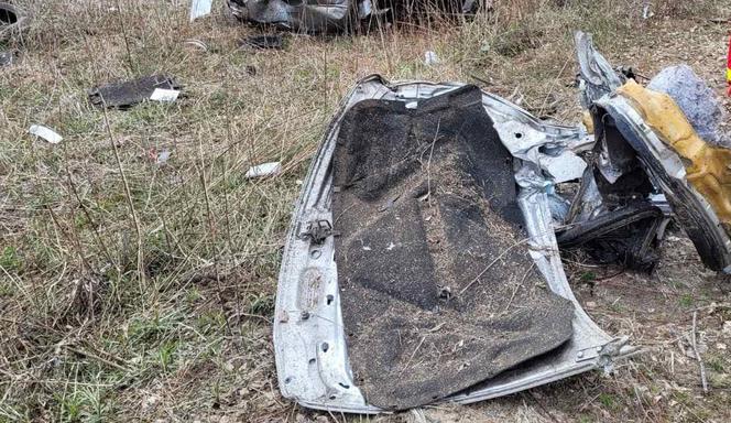 Straszna tragedia na przejeździe kolejowym. Rodzice zginęli, maluszek trafił do szpitala