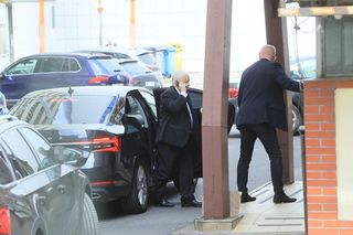 Zjechali na spotkanie do siedziby PiS na Nowogrodzką  -- 