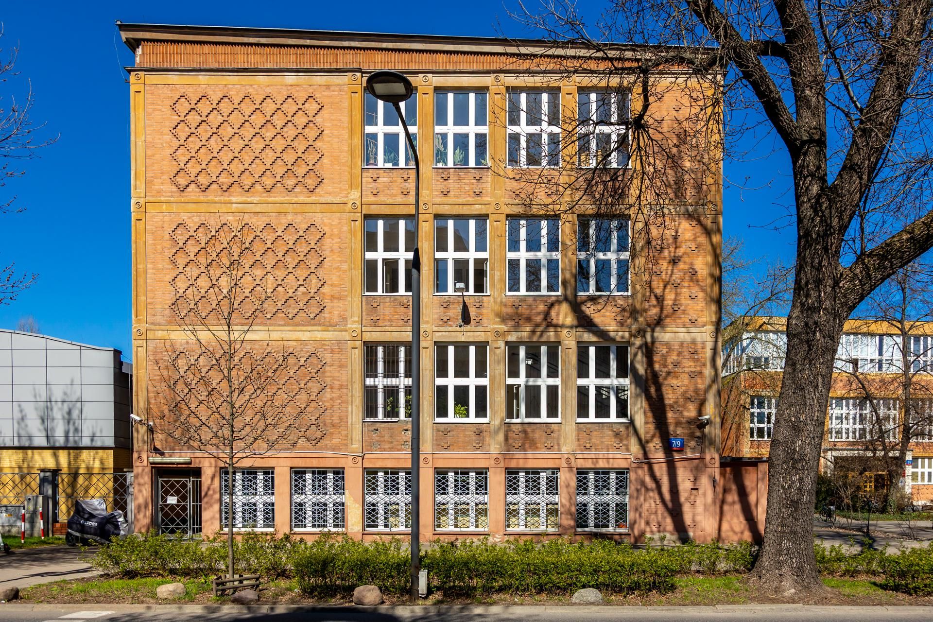 XXXV Liceum Ogólnokształcące im. Bolesława Prusa w Warszawie