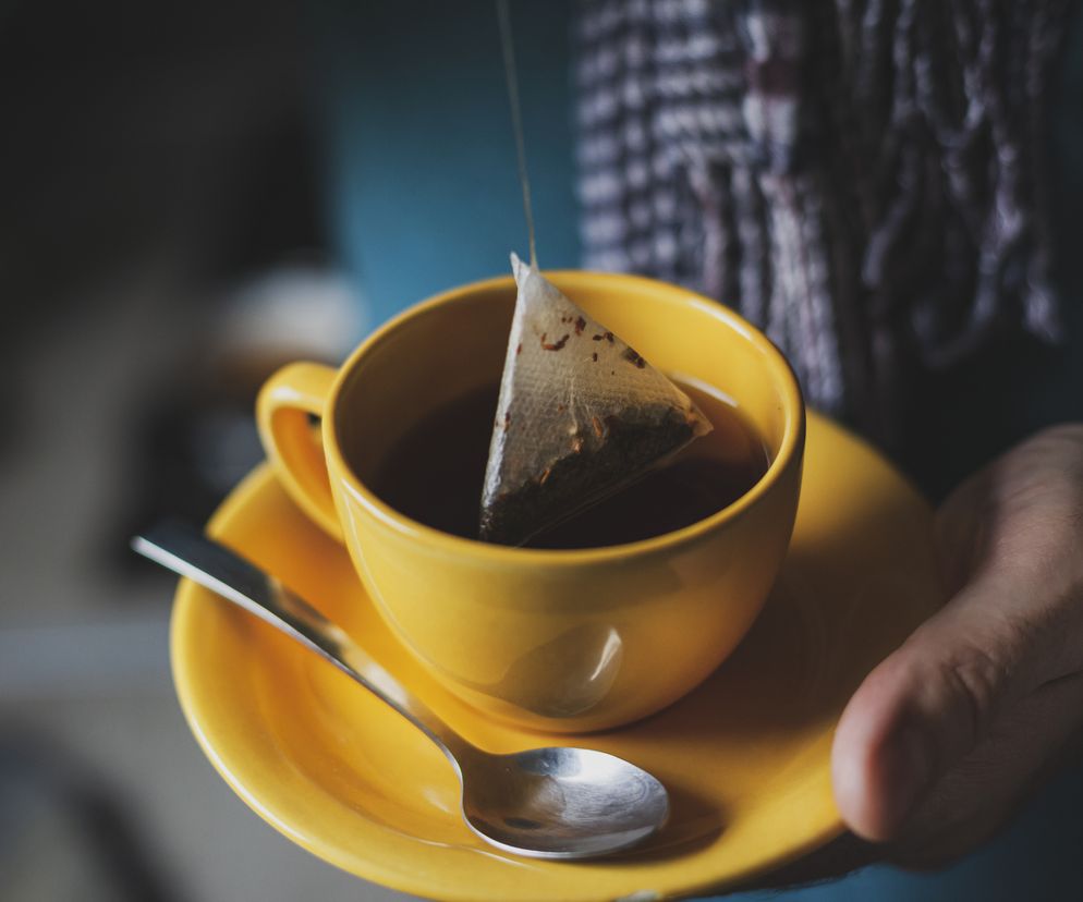 Zakazane w niektórych krajach, w Polsce wciąż lubiane. Z tych herbat lepiej zrezygnować