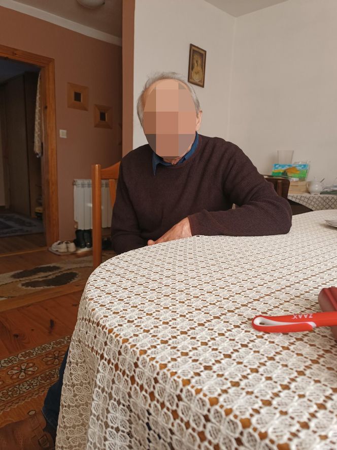 Zasztyletował sanitariusza, odpowie za usiłowanie zabójstwa drugiego medyka