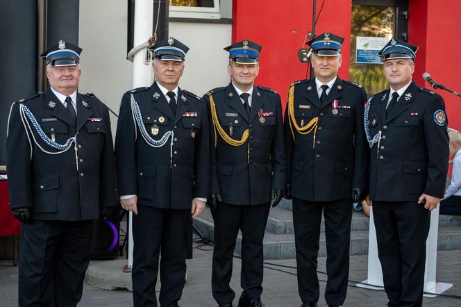 Jubileusz 100-lecia OSP Krzesk-Królowa Niwa uczczony przekazaniem jednostce nowego wozu strażackiego