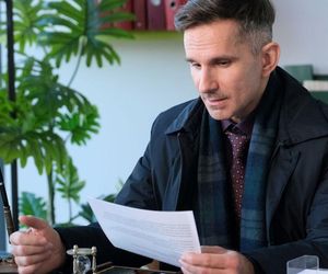 M jak miłość odc. 1852. Kamil Gryc (Marcin Bosak)