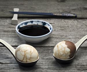 Czym są stuletnie jaja? Jak je zrobić?