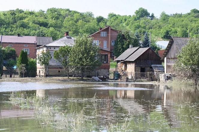 Gmina Dwikozy kilka tygodni po powodzi