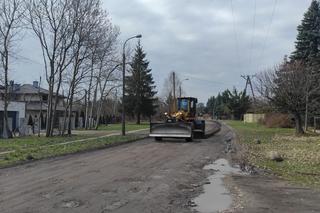 Drogowcy mają wiele pracy po zimie. Sprawdź, na których osiedlach się pojawią