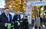 Słoneczna pogoda sprzyjała. 32. Kwesta Na Odnowę Zabytków Starego Cmentarza w Tarnowie
