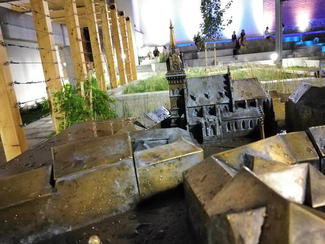 Najpiękniejsze miejsce w Tarnowie, czy kolejna betonoza? Tak wygląda skwer ks. Bajdy