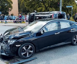 Kobieta staranowała toyotę