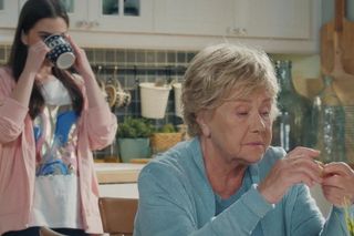 M jak miłość, odcinek 1813: Basia (Karina Woźniak), Barbara Mostowiak (Teresa Lipowska) 