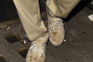 Brooklyn Beckham w brudnych butach z dziewczyną Haną Cross