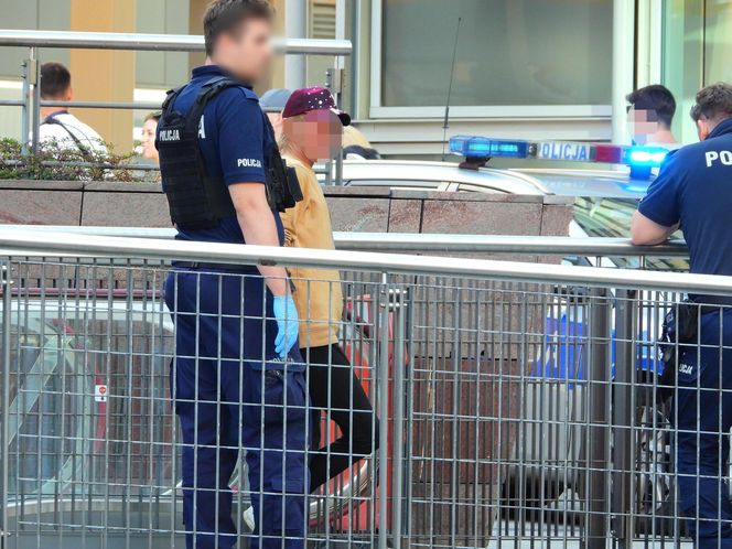 Atak nożem przed Złotymi Tarasami