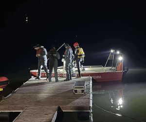 Awionetka runęła do jeziora międzybrodzkiego w Żywcu. Pilot uratowany, awionetka również