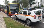 Ranni policjanci! Miejski autobus huknął w radiowóz