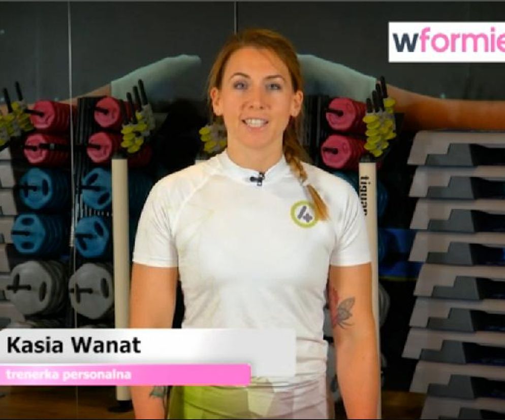 Ćwiczenia na obwisłą skórę na brzuchu [WIDEO]