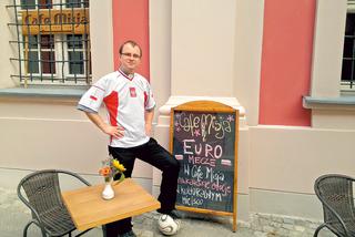 EURO 2012. Piłkarska strefa Jezusa. ZASPOKAJA potrzeby DUCHOWE kibiców