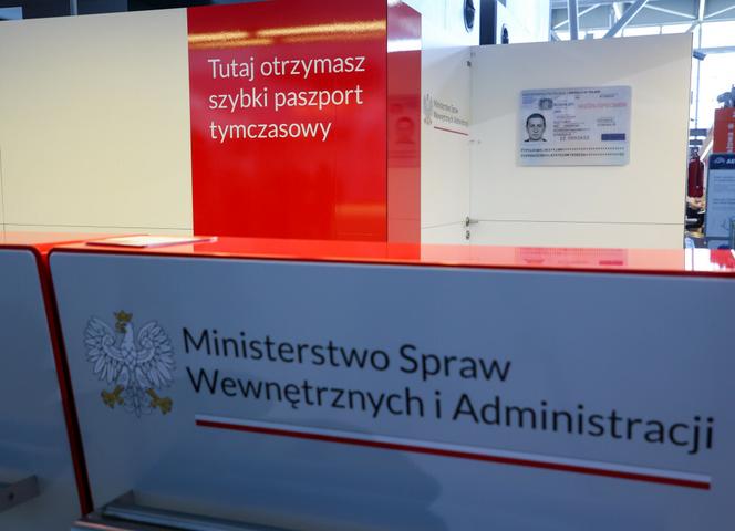 Nowość na Lotnisku Chopina. Przed odlotem wyrobisz paszport tymczasowy