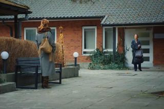 M jak miłość odc. 1853. Kama (Michalina Sosna), Martyna (Magdalena Turczeniewicz)