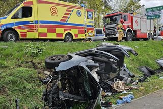 Osobówka zderzyła się z ciężarówką pod Grudziądzem. Poszkodowani trafili do szpitala 