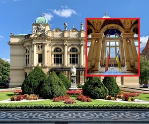 Teatr Słowackiego przenosi ukraińską flagę. Dyrektor mówi o groźbach i atakach na instytucję