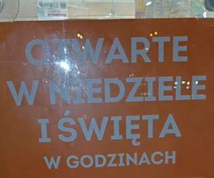 Żabki, Stokrotki i Biedronki. Kiedy warto zrobić zakupy?