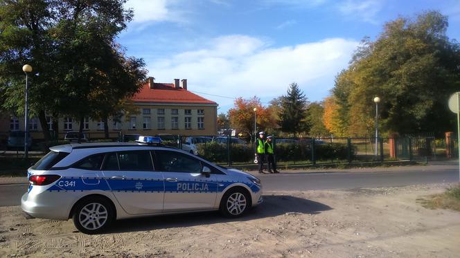 „Rozbłyśnij odblaskiem na drodze”. Skierowana jest do pieszych i rowerzystów