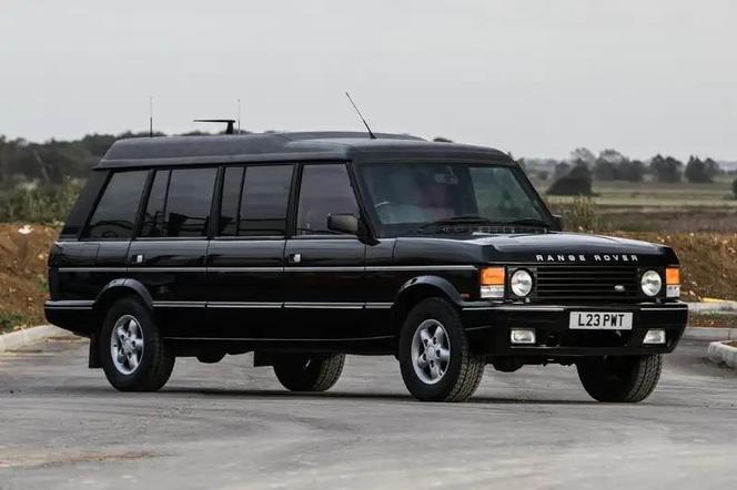 Wydłużony Range Rover trafił na sprzedaż