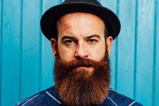 Broda - jak zapuścić i dbać o brodę? Pielęgnacja brody w pigułce