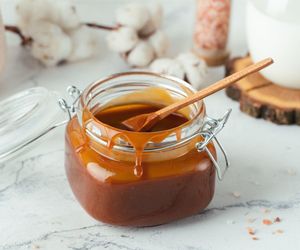 Przepis na zdrową masę krówkową. Dietetyczny dodatek do ciast i deserów