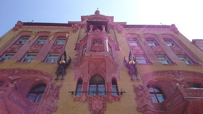 W Łodzi powstają szlaki turystyczne śladami detali architektonicznych