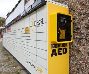 Wrocław: AED przy paczkomatach