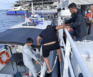 Pożar promu wycieczkowego. Ludzie skakali do wody, wszystko się nagrało! Pomocy, płoniemy na morzu