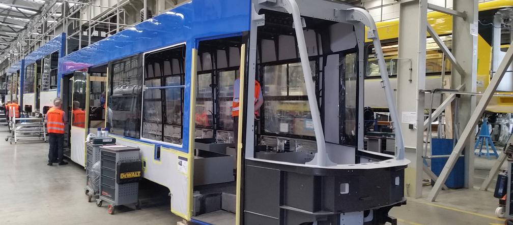 Trwa budowa nowych tramwajów dla Krakowa
