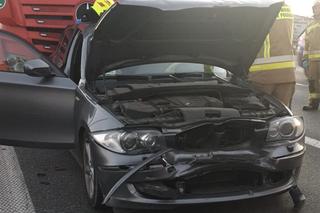 Wielki karambol na S8 pod Warszawą. Ciężarówka wjechała w samochody, są ranni