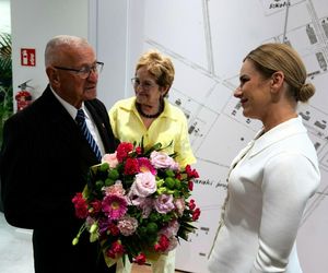 Marta Nawrocka śpiewała i gotowała z seniorami w Stalowej Woli