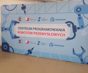 W Grudziądzu otwarto Centrum Programowania Robotów Przemysłowych