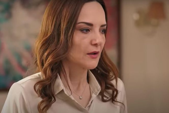 Ciotka Halila będzie przerażona! Tym bardziej, że zgubiła portfel! Obawia się, że wypadł jej właśnie w lesie! 