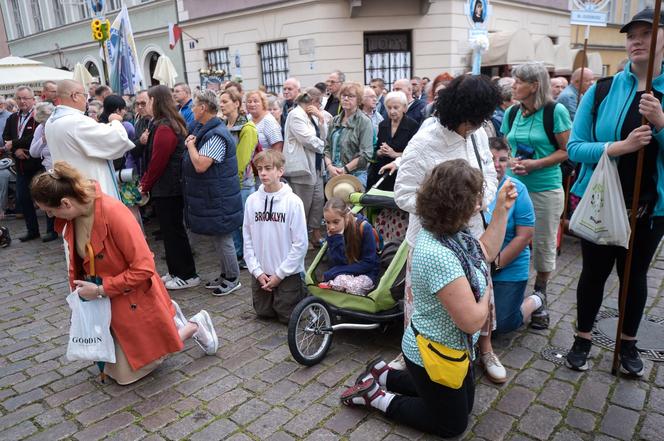 312. PIELGRZYMKA PIESZA NA JASNĄ GÓRĘ