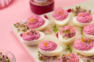 Jajka faszerowane ćwikłą