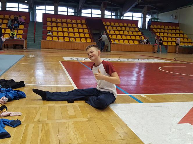 Piramidy, salta i machówki w Trapezie