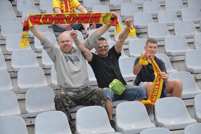 Korona Kielce - Ruch Chorzów. Zdjęcia kibiców na Suzuki Arenie