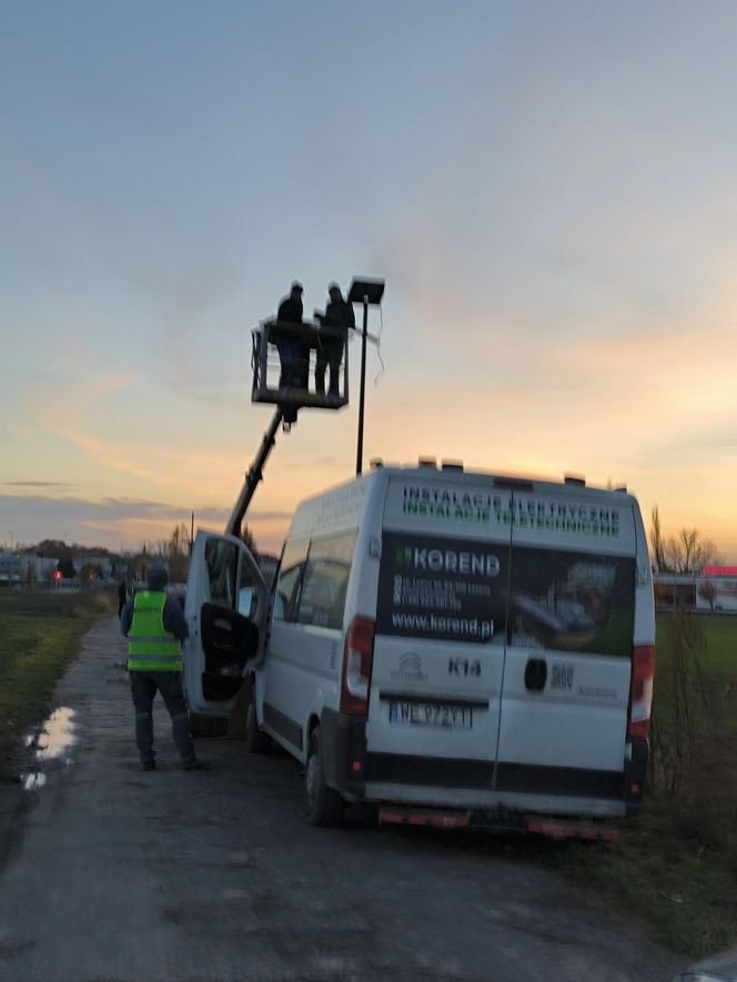 Nowe lampy na Antonińskiej