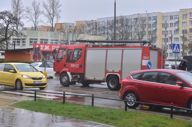 Zasłabł za kierownicą. Wzorowa postawa przechodniów 