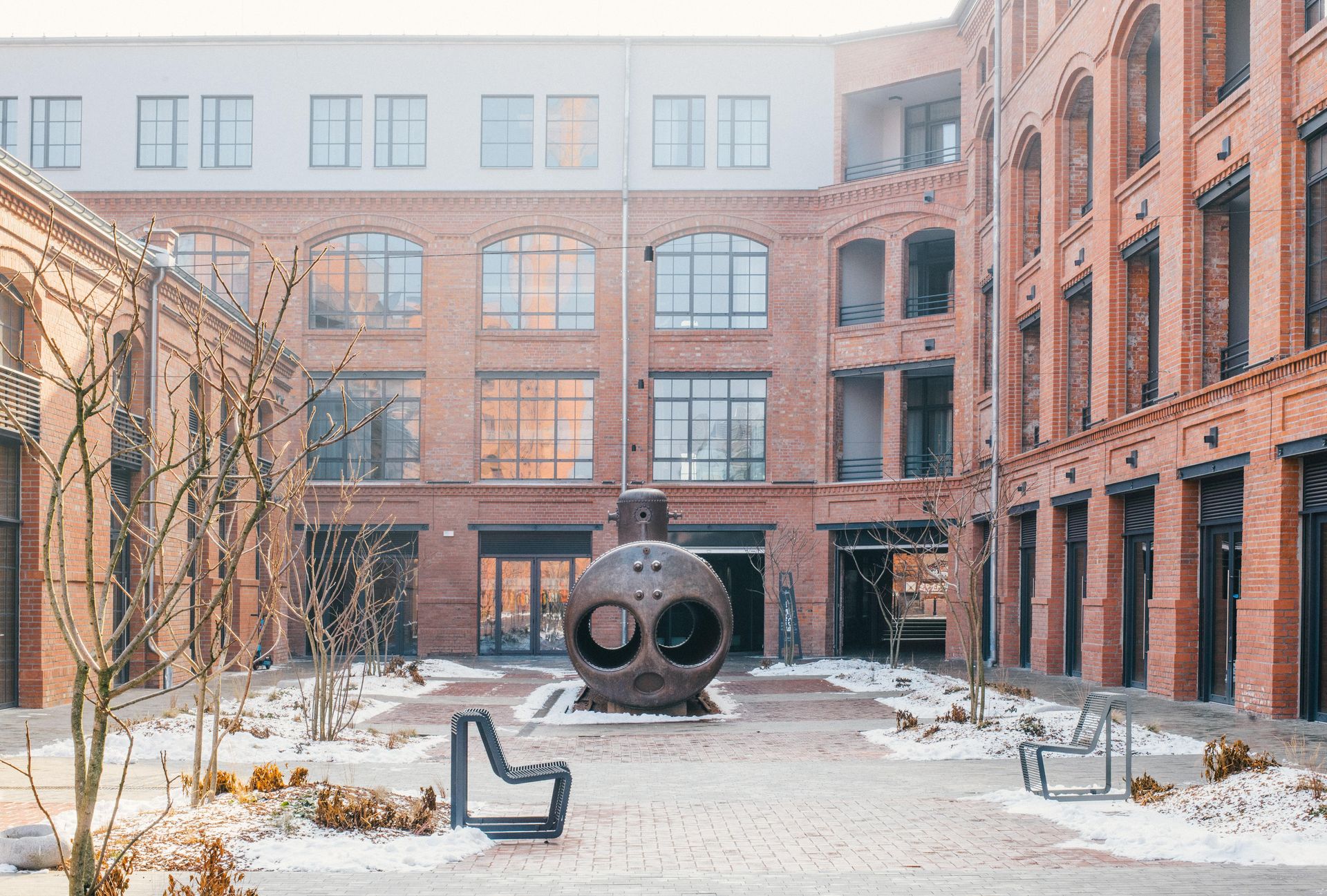 Bohema: adaptacja terenów poprzemysłowych na warszawskiej Pradze