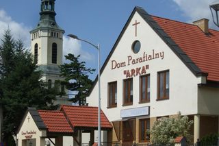 Dom Parafialny Arka w Starych Babicach