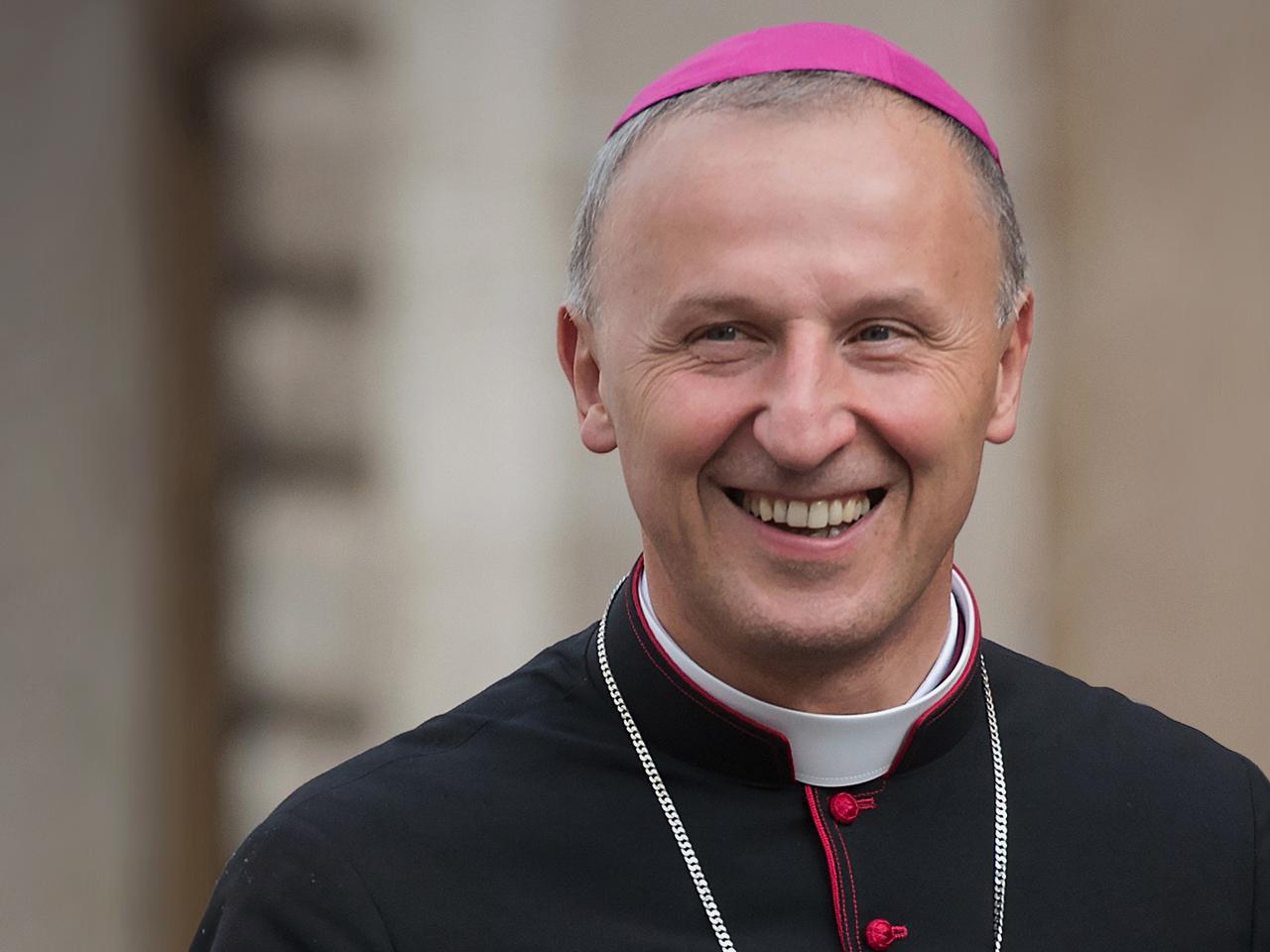 Bp Solarczyk Zach ca Do Modlitwy Za Ukrain Radioplus pl bp-solarczyk-zach-ca-do-modlitwy-za-ukrain-radioplus-pl