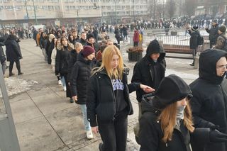 Maturzyści zatańczyli poloneza na rynku w Rudzie Śląskiej